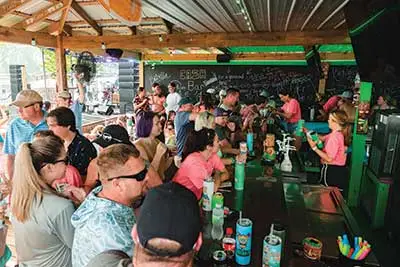 rivers-edge-tiki-hut-bar-resort-venue-logan-martin-lake
