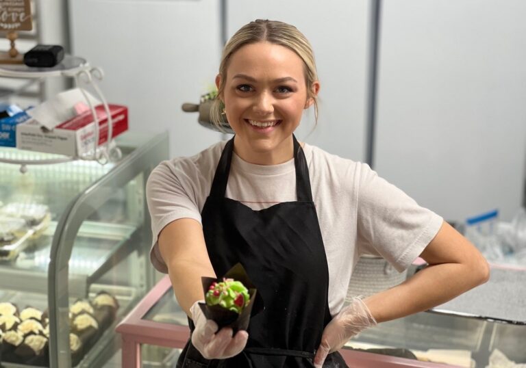 KlarissasCakeryFeature